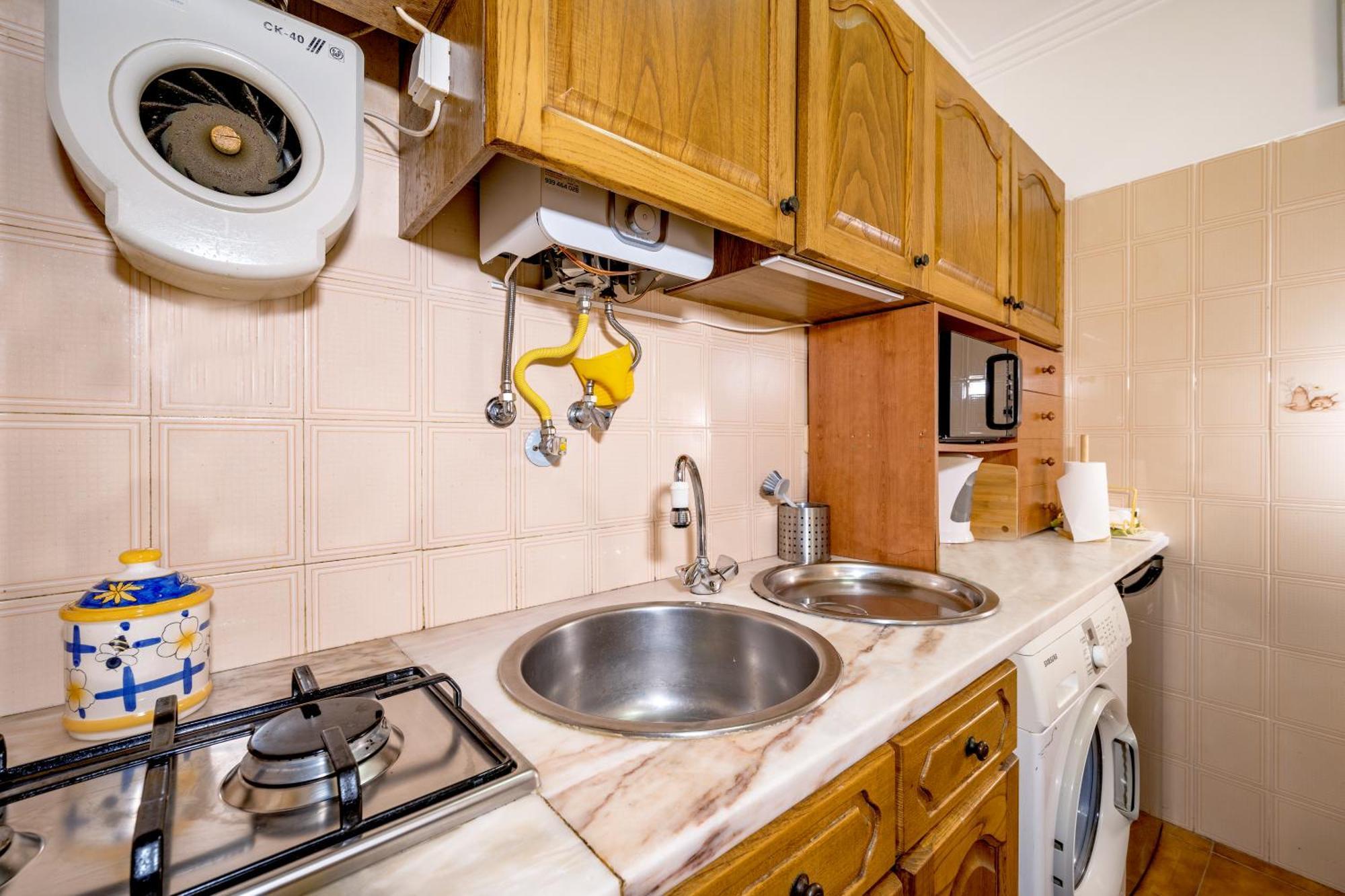 Cozy Apartment Near The Beach In Costa De Caparica Exterior foto